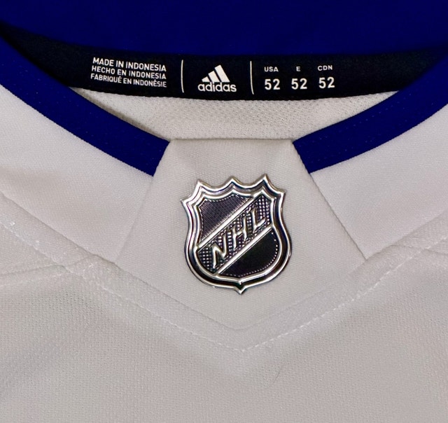 Nikita Kucherov signed hockey jersey - photo 3