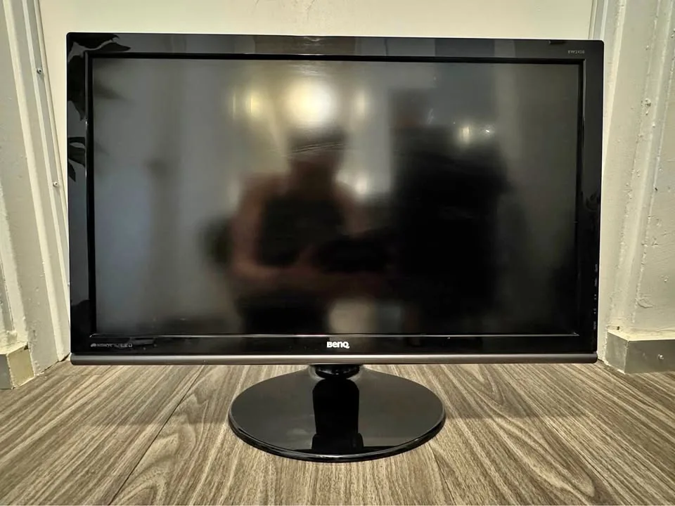 Computer Monitor — BenQ thumbnail