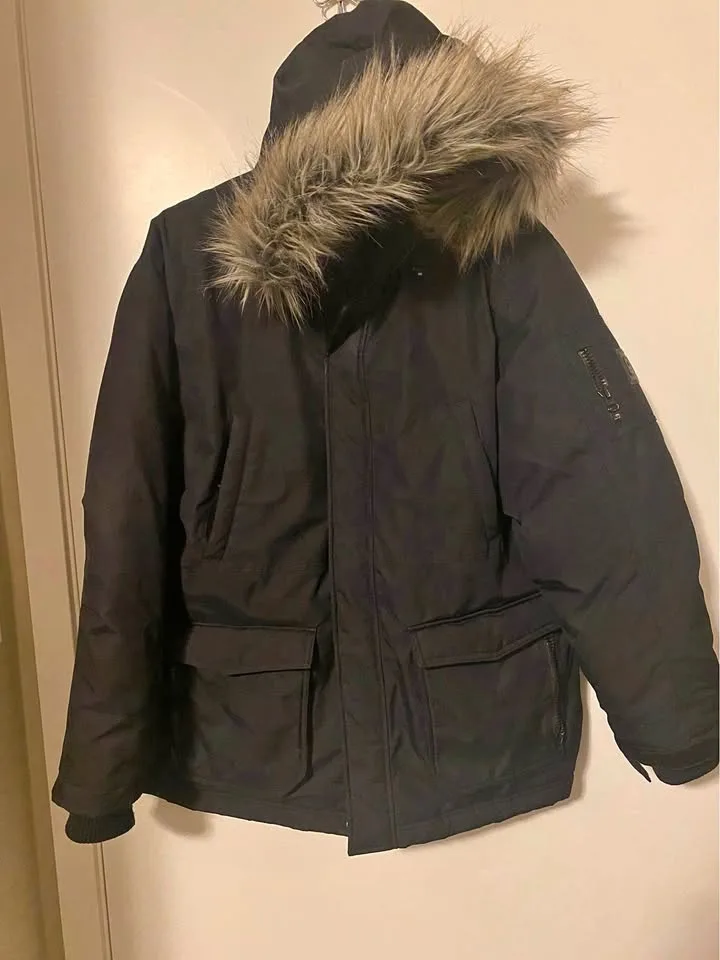 Women’s XL Down-Filled Winter Jacket-Warm Parka- Black