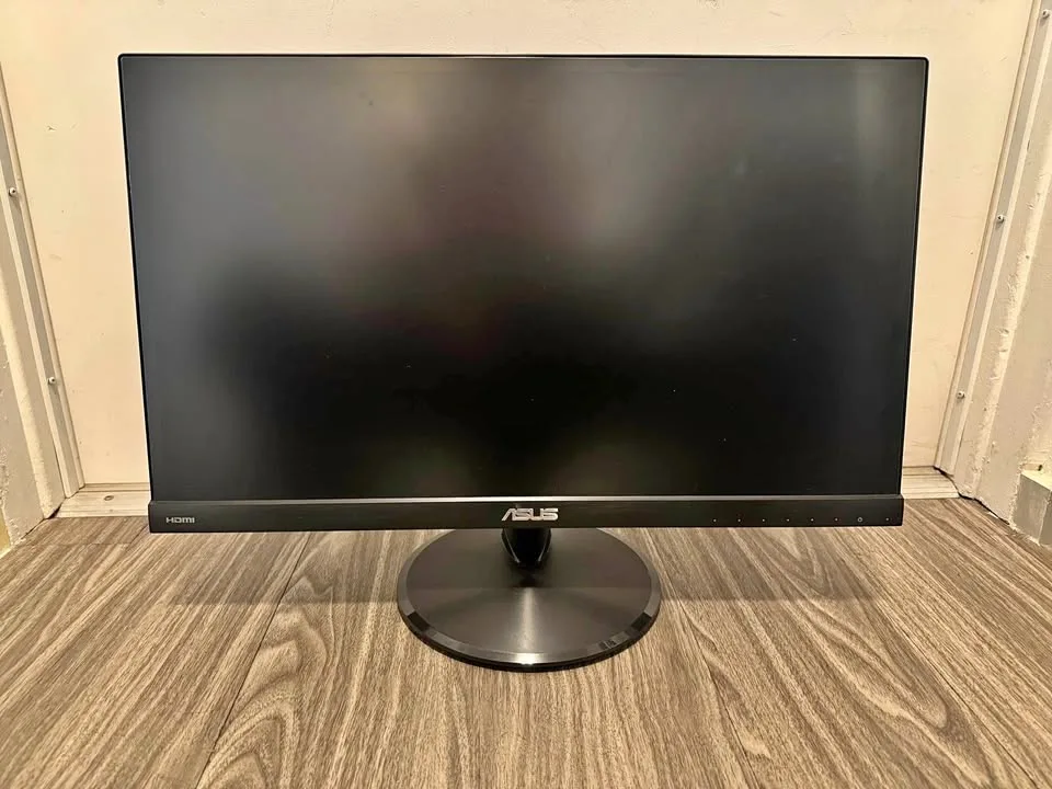 Computer Monitor — ASUS thumbnail