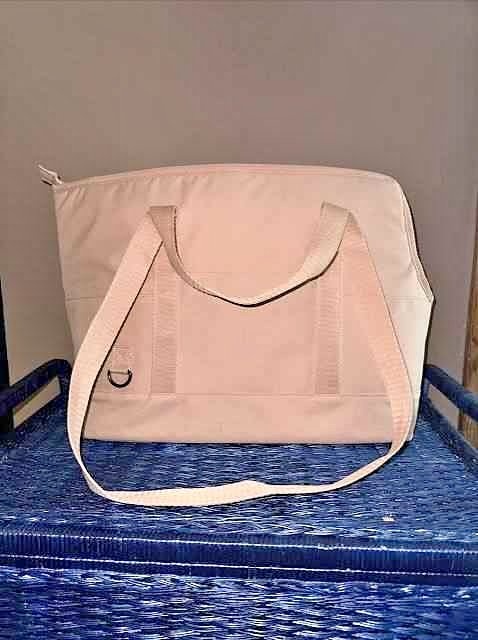 🐾 Top Paw Dog Carrier Bag – Pink – SOLD OUT Everywhere!