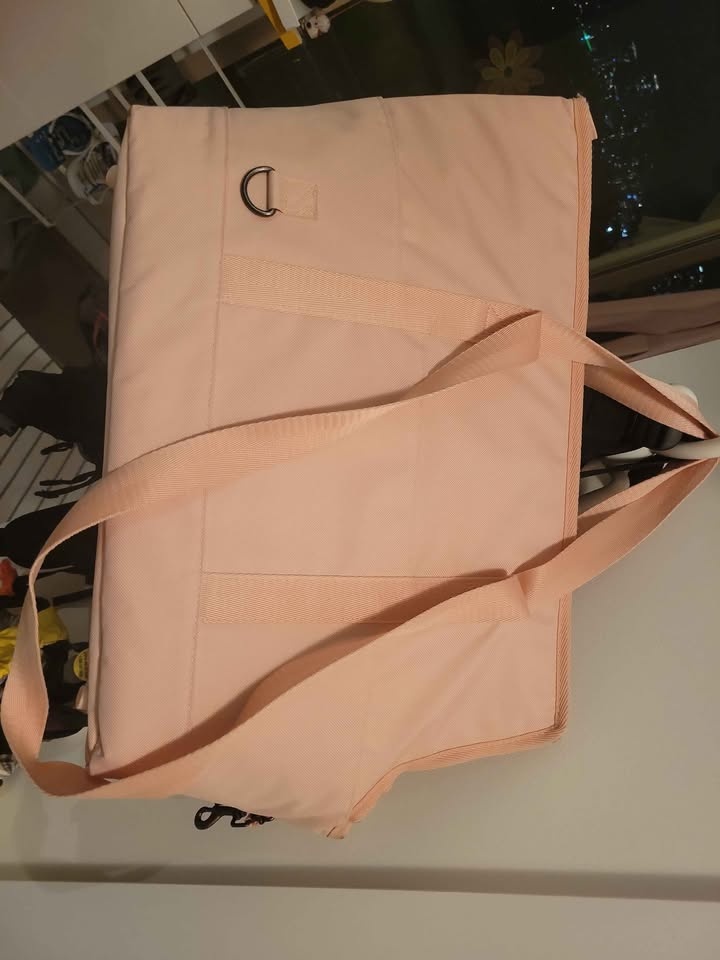 🐾 Top Paw Dog Carrier Bag – Pink – SOLD OUT Everywhere! - photo 4