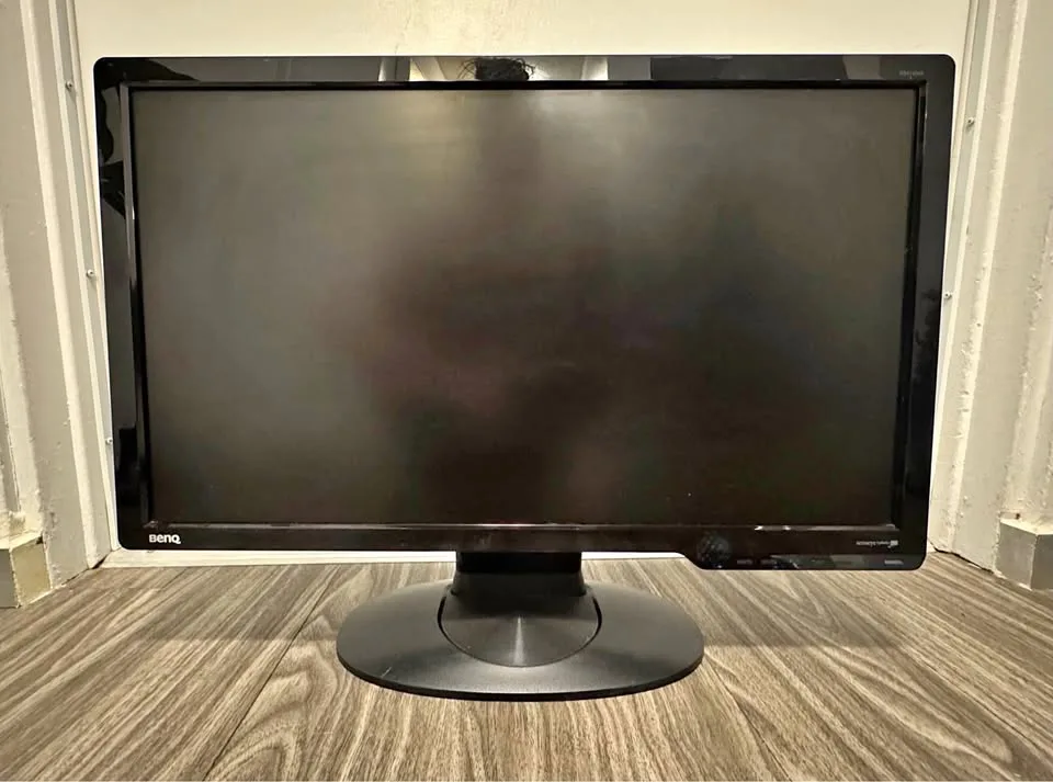 Computer Monitor — BenQ thumbnail