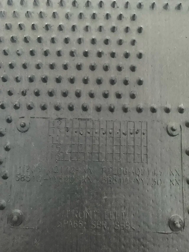 Toyota Corolla Floor Mats image indicator(10)