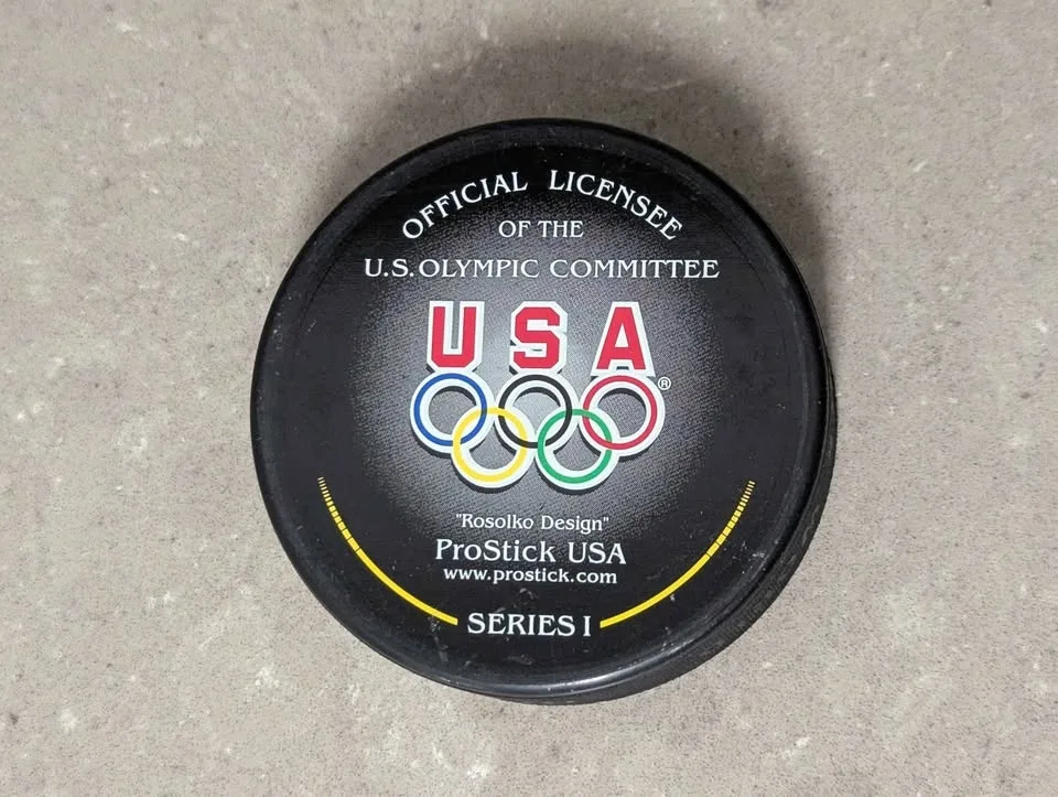 Vintage 2002 Olympic Winter Games USA Hockey Team Puck image indicator(2)