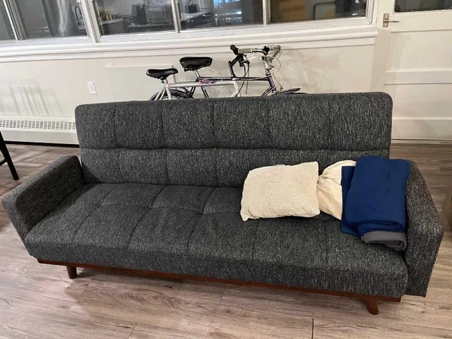 Sofa convertible in bed