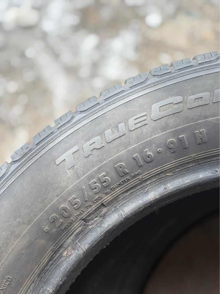 (2) Continental 205/55R16 All Season Pair! - photo 4
