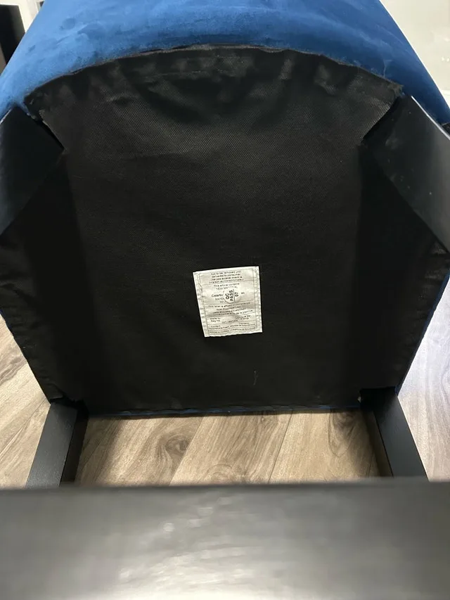 Set of 4 Blue Velvet Bar Stools image indicator(5)