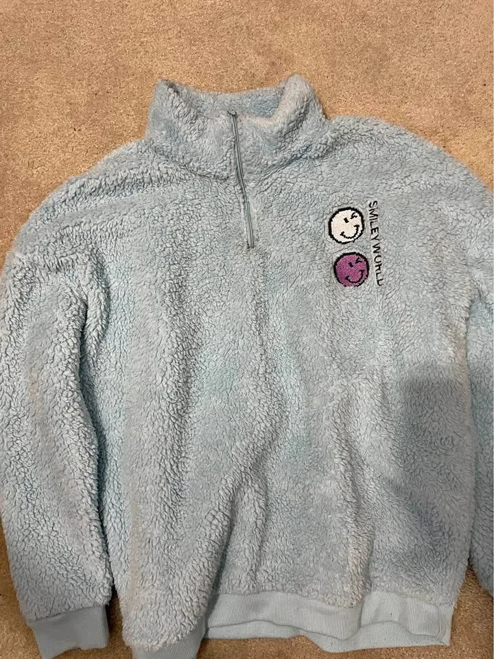 Women Winter Sweater – Size Small