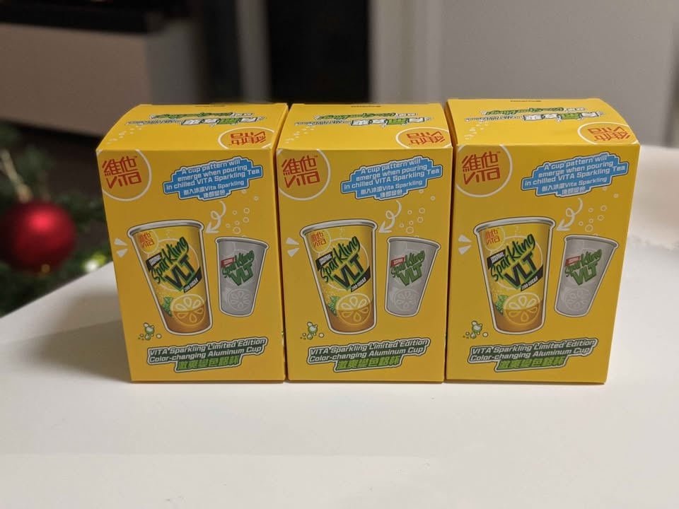 Vitasoy colour changing cold cup - photo 3