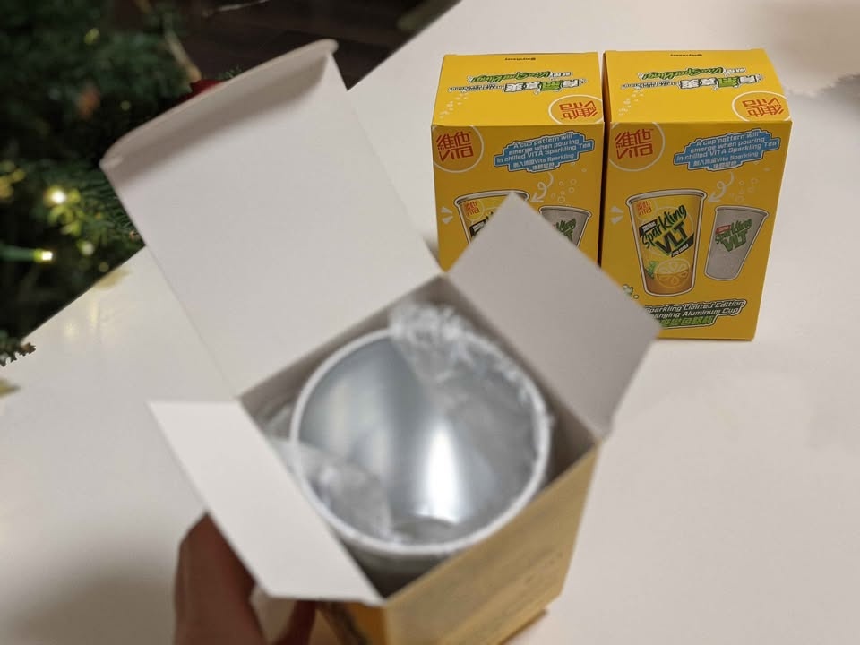 Vitasoy colour changing cold cup - photo 5