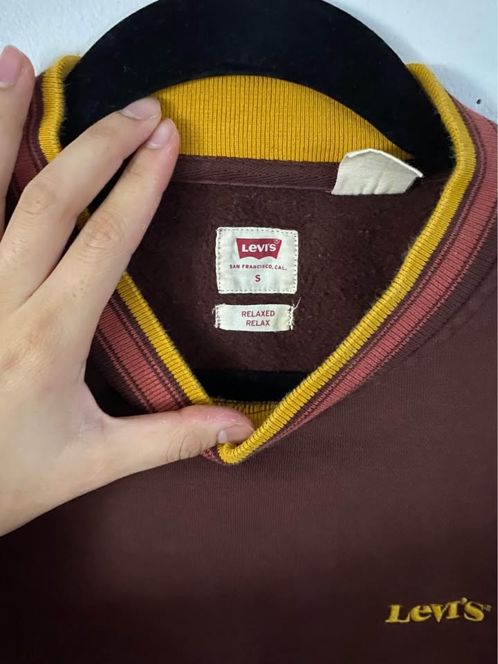 Levi’s crewneck - photo 2