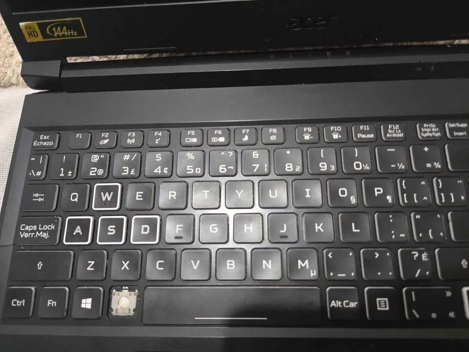 Acer Nitro 5 AN515-57 image indicator(3)