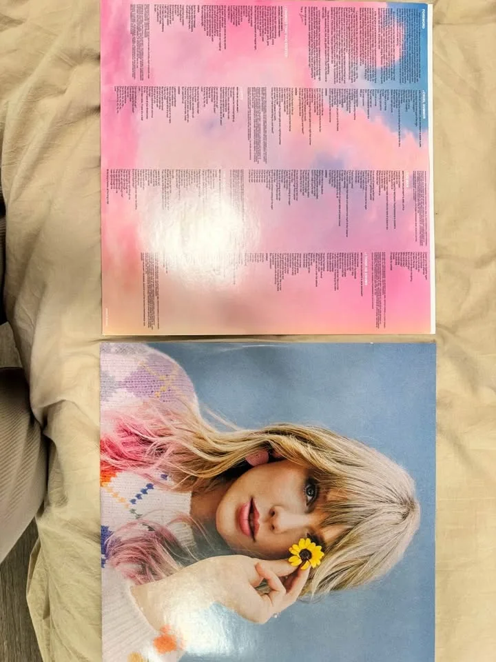 Lover Vinyl by Taylor Swift ( Pink and Blue edition)- New image indicator(3)