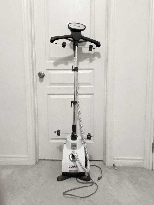 CONAIR STEAMER