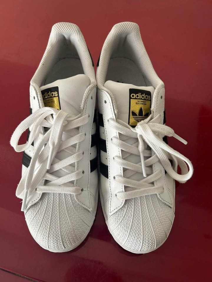 WOMEN'S ADIDAS ORIGINALS SUPERSTARS size youth 6.5 women’s 8 - photo 2