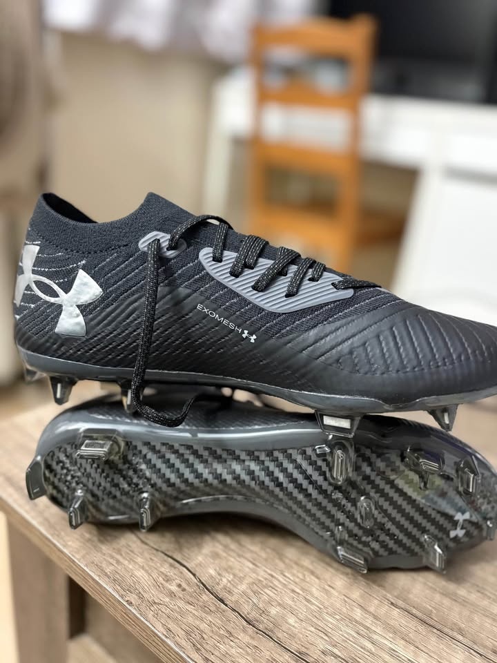 Under armour soccer cleats - photo 4