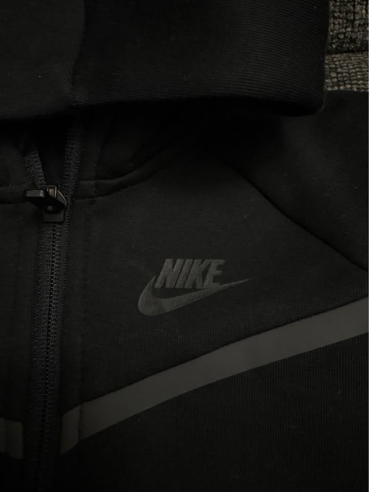 Nike tech fleece onesie - photo 2
