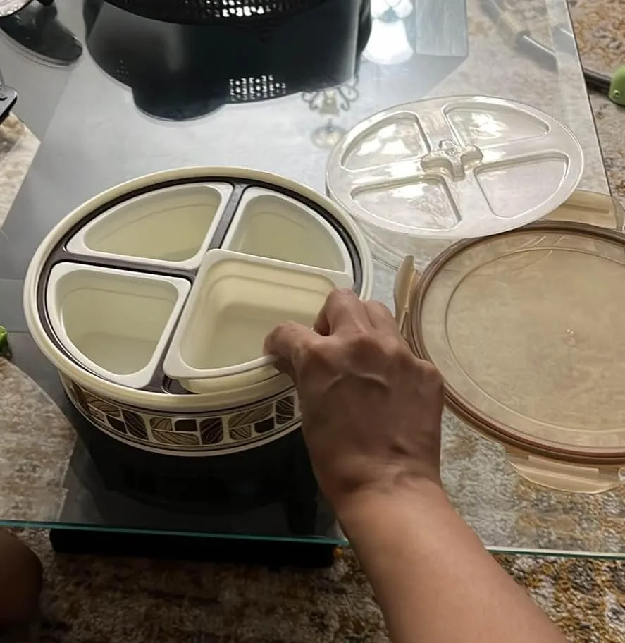 4 compartments snacks/dry fruits trays with lids image indicator(5)