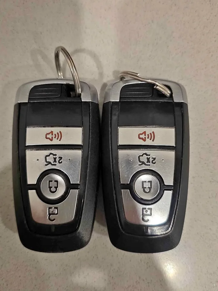 Key fob Ford