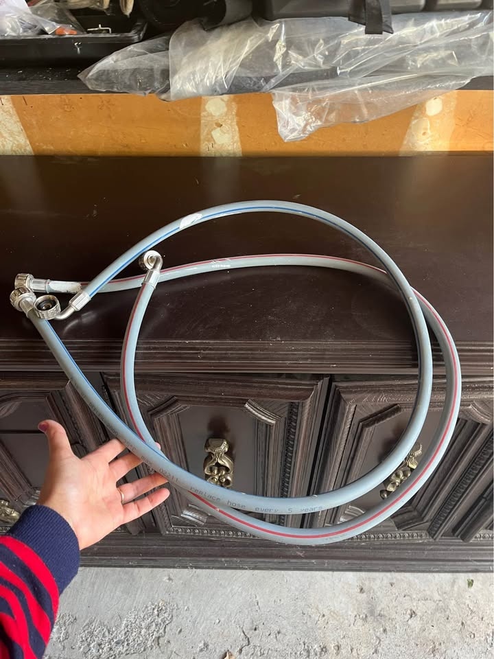 Hot/Cold laundry pipe set - photo 5