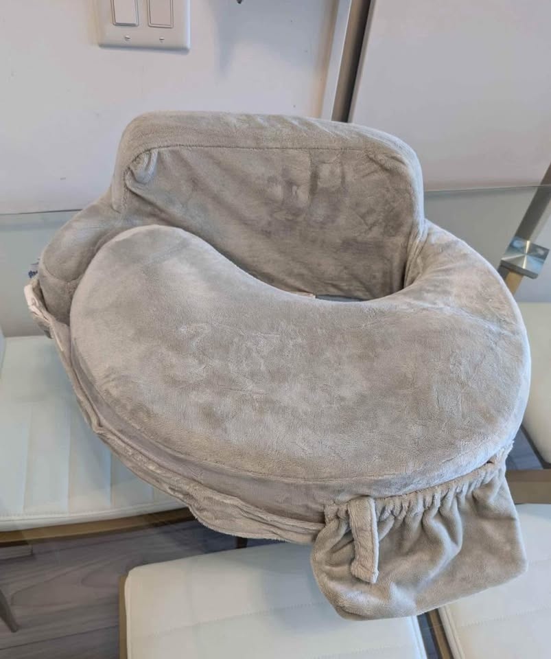 My Breast Friend - Super Deluxe Nursing Pillow - Platinum - photo 3