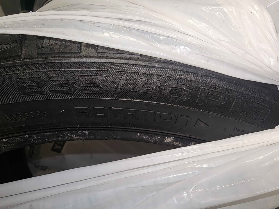 235/40R19 Winter Tires (2 tires) - photo 5