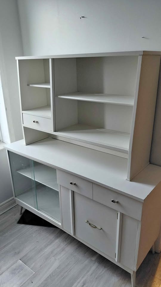 Solid wood hutch