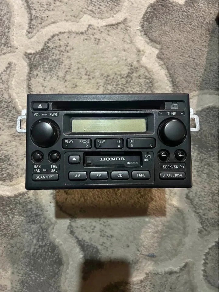2001-2002 Honda Accord OEM Radio