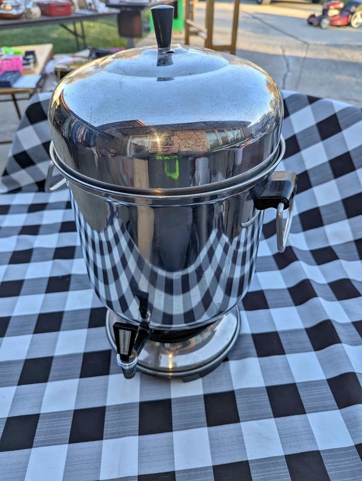 Farberware 55-Cup Automatic Percolator (Model 135C)