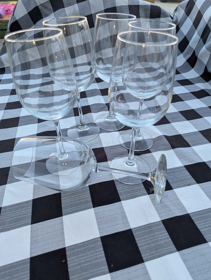 Wine glasses set of six - photo 3