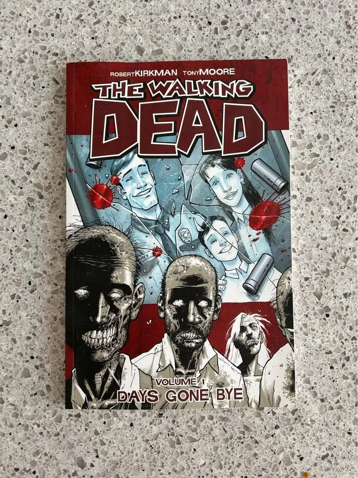 Walking Dead Volume 1: Days Gone Bye