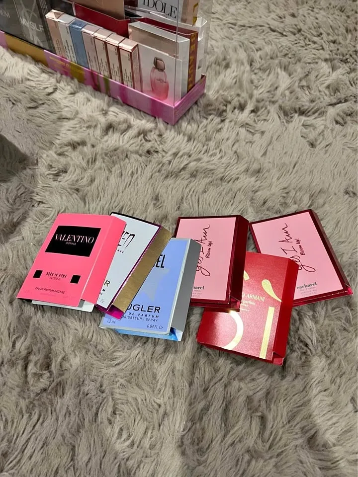 Echantillons parfums minimum 10
