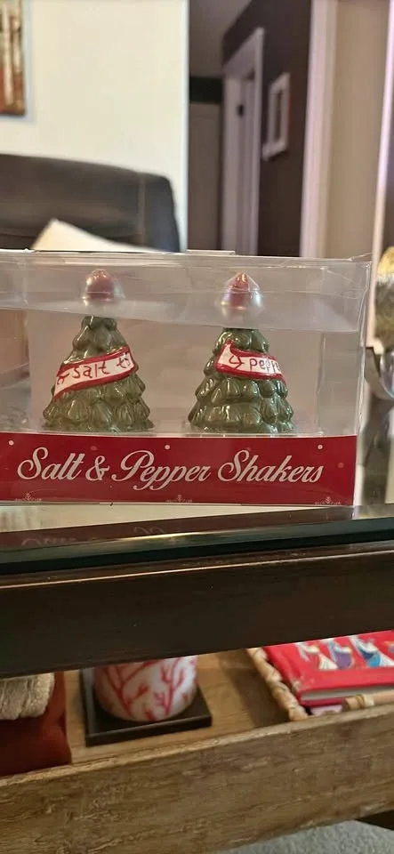 Christmas tree salt and pepper shakers.