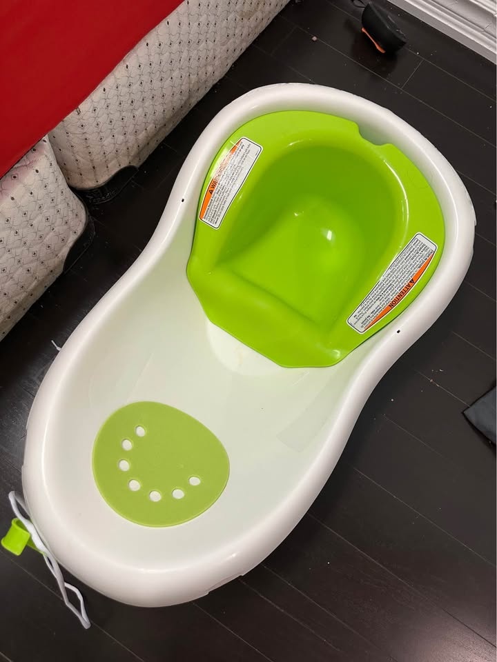 Fisher-Price Baby to Toddler Bath - photo 2