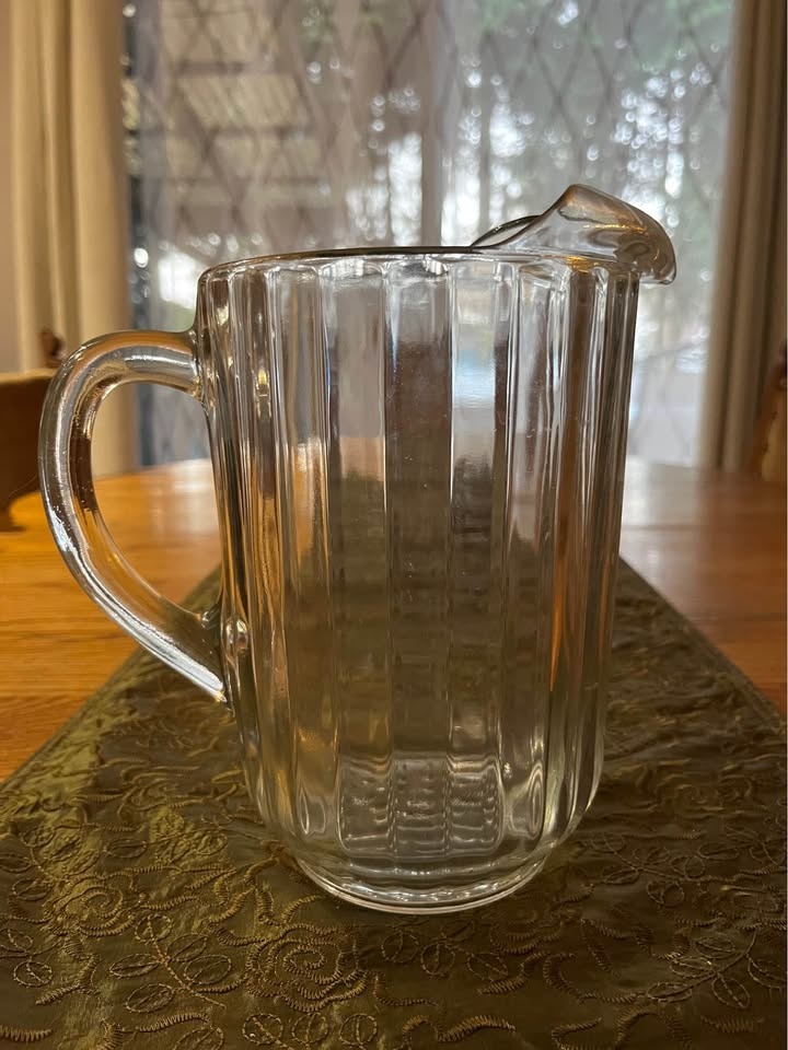 Glass Water / Juice Pitcher - photo 3