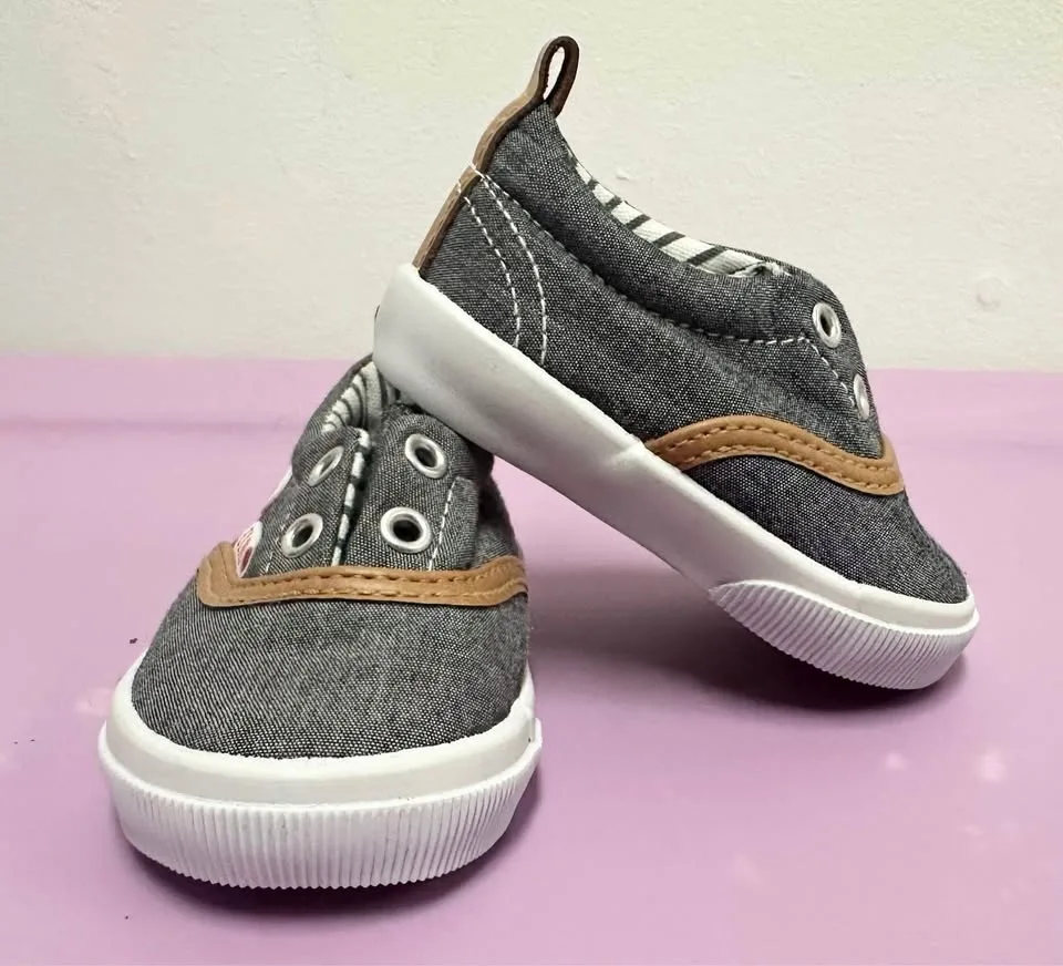 Baby Boy Shoes - Size 2