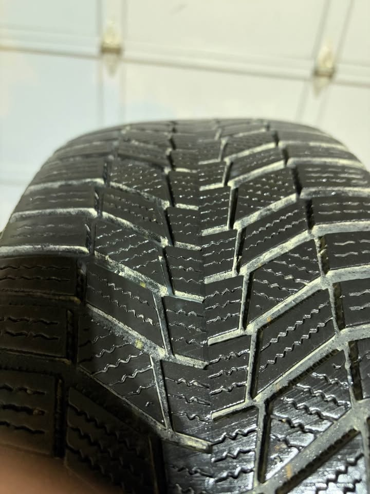 215/55/R17 Continental wintercontact winter tires - photo 5
