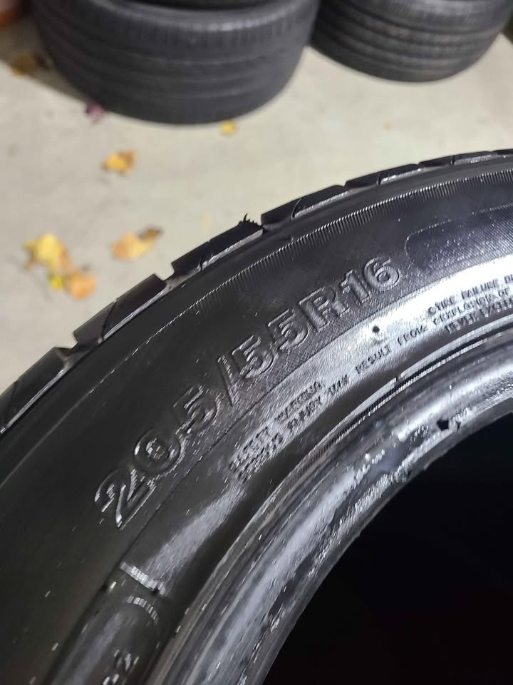 205/55/R16 all season tires - photo 5
