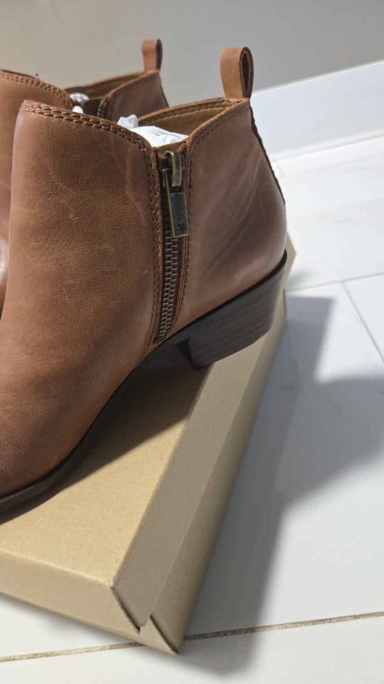 Lucky Brand Zip Ankle Boots - photo 2