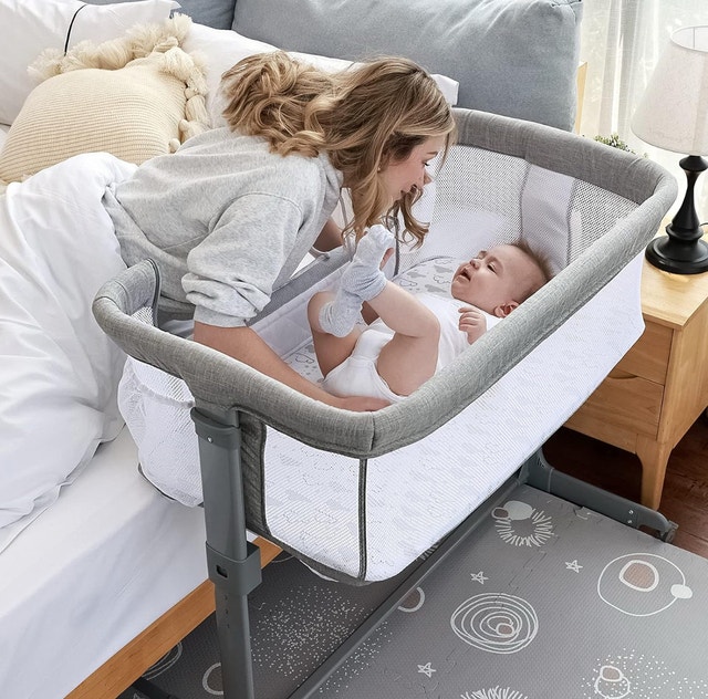 TCBunny 2-in-1 Baby Bassinet Sleeper Portable Crib Bed