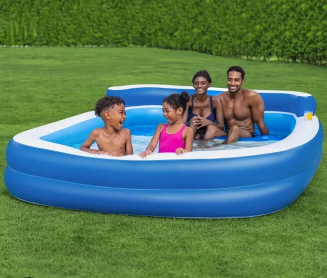 Brand New H2O GO! Family Fun Lounge Pool - photo 2