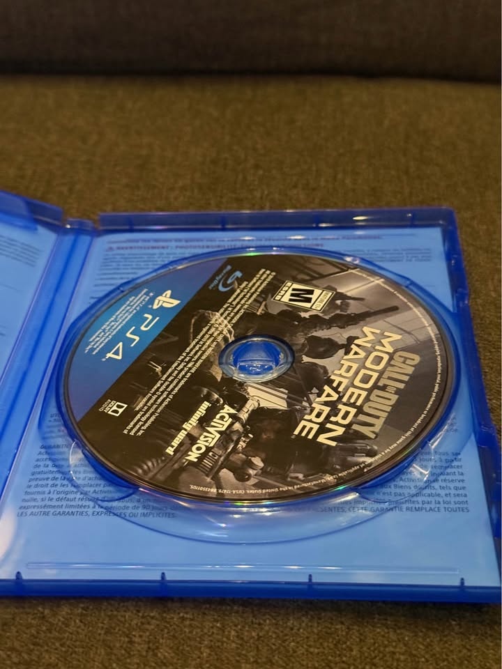 Call of Duty Modern Warfare PS4 - photo 2