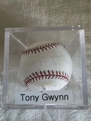 Tony Gwynn Signed Baseball HOF No COA