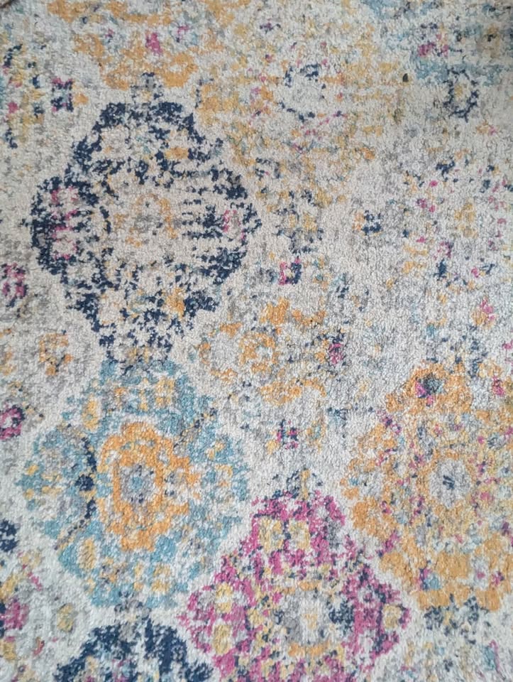 Floral Medallion Area Rug (Safavieh) - photo 3