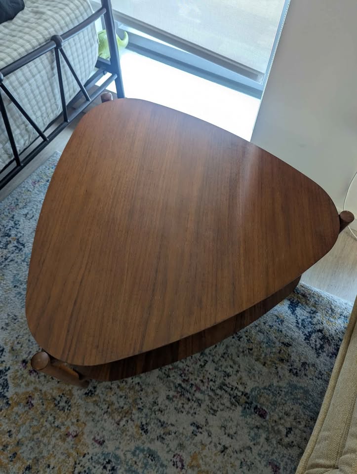 West Elm Retro Tripod Coffee Table (32") - photo 3