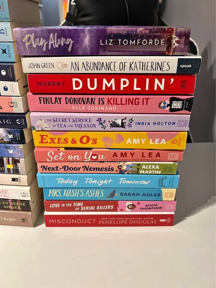 Booktok/Popular Books