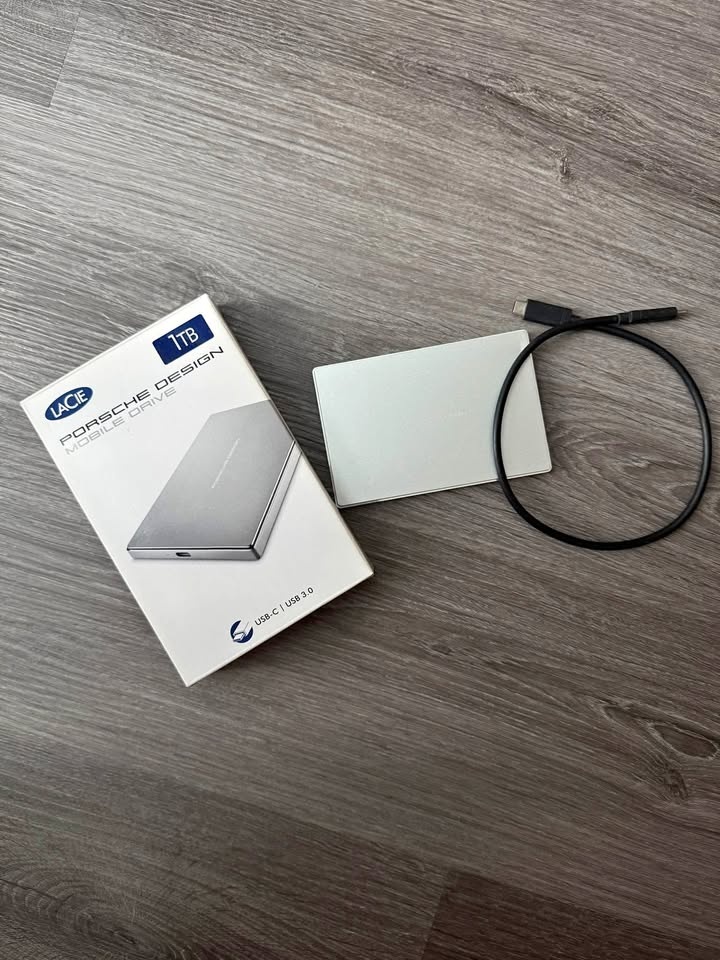 Lacie Porsche design 1TB hard drive