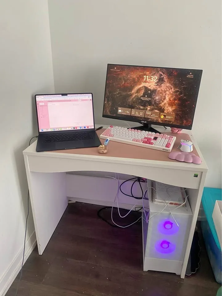 Small White Ikea Desk - SMÅGÖRA