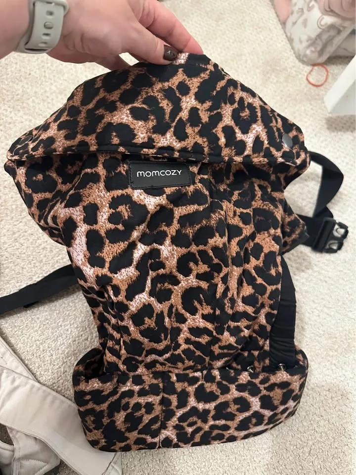 Momcozy Baby Carrier (Newborn to Toddler) image indicator(2)